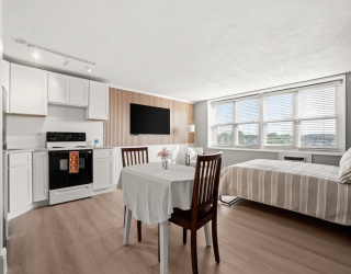 340 Main St, Melrose, Massachusetts, ,1 BathroomBathrooms,Residential Lease,For Rent,Main St,73521384