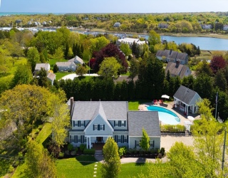 10 Shiverick, Dennis, Massachusetts, 6 Bedrooms Bedrooms, 9 Rooms Rooms,6 BathroomsBathrooms,Residential,For Sale,Shiverick,73521390
