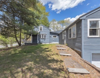 193 Haverhill Street, North Reading, Massachusetts, 4 Bedrooms Bedrooms, 10 Rooms Rooms,1.5 BathroomsBathrooms,Residential,For Sale,Haverhill Street,73521391