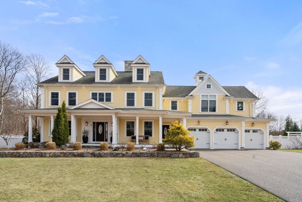 11 Briarwood Dr, Westwood, Massachusetts, 5 Bedrooms Bedrooms, 11 Rooms Rooms,5.5 BathroomsBathrooms,Residential,For Sale,Briarwood Dr,73497361
