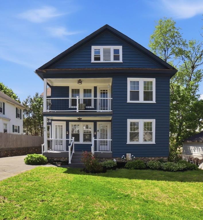 47 Winter St, Southbridge, Massachusetts, 6 Bedrooms Bedrooms, 10 Rooms Rooms,2.5 BathroomsBathrooms,Residential Income,For Sale,Winter St,73521479