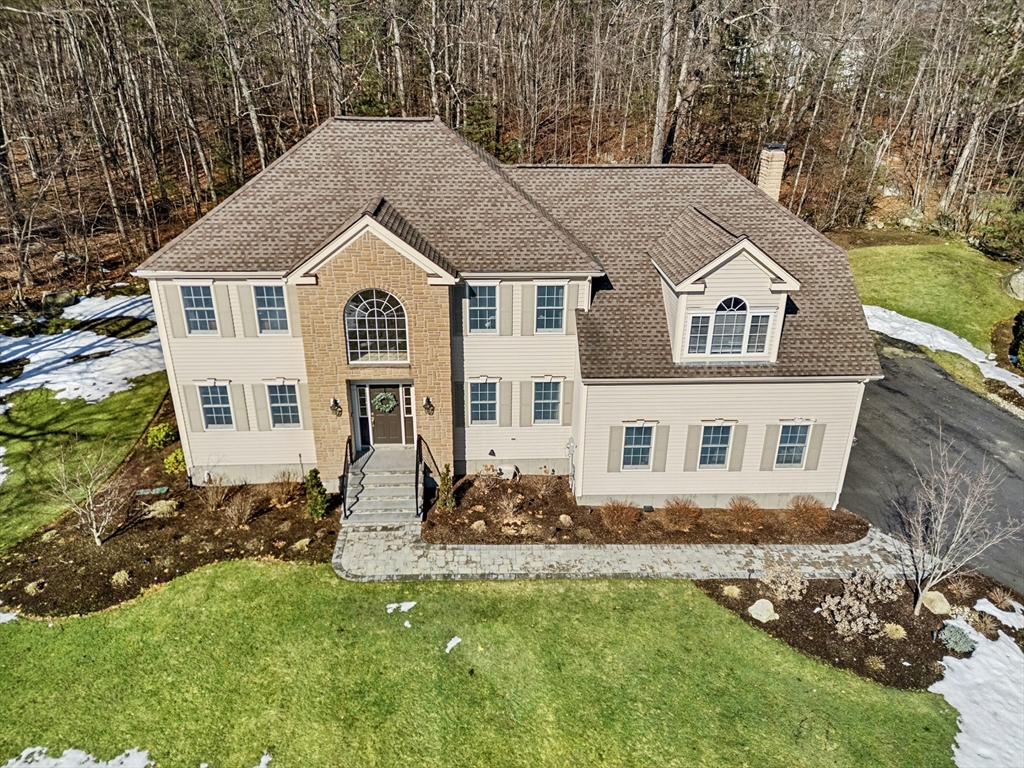 7 Deer Ridge Road, Ashland, Massachusetts, 4 Bedrooms Bedrooms, 10 Rooms Rooms,2.5 BathroomsBathrooms,Residential,For Sale,Deer Ridge Road,73496176