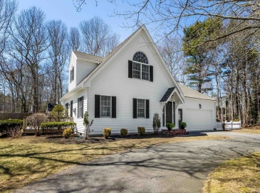 49 Rivers End Road, Falmouth, Massachusetts, 3 Bedrooms Bedrooms, 6 Rooms Rooms,2.5 BathroomsBathrooms,Residential,For Sale,Rivers End Road,73504135 49 Rivers End Road, Falmouth, Massachusetts, 3 Bedrooms Bedrooms, 6 Rooms Rooms,2.5 BathroomsBathrooms,Residential,For Sale,Rivers End Road,73504135
