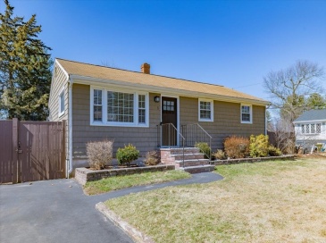 5 Coolidge St, Billerica, Massachusetts, 3 Bedrooms Bedrooms, 5 Rooms Rooms,1 BathroomBathrooms,Residential,For Sale,Coolidge St,73494558 5 Coolidge St, Billerica, Massachusetts, 3 Bedrooms Bedrooms, 5 Rooms Rooms,1 BathroomBathrooms,Residential,For Sale,Coolidge St,73494558