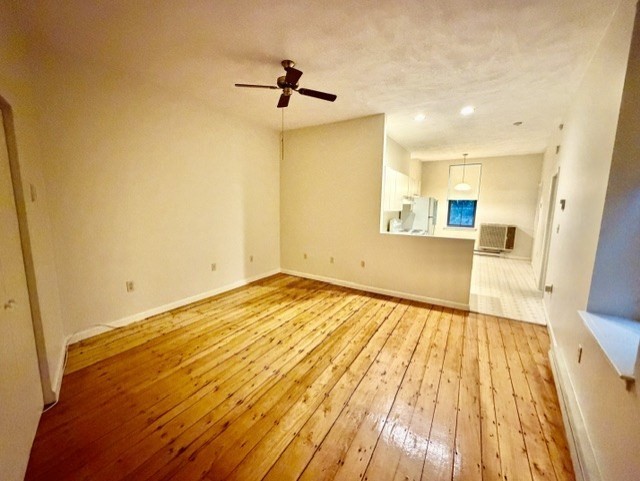 26 Beacon, Chelsea, Massachusetts, 1 Bedroom Bedrooms, 3 Rooms Rooms,1 BathroomBathrooms,Residential Lease,For Rent,Beacon,73521570