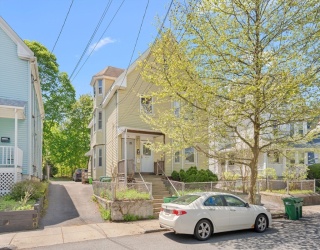 34 Orchard Street, Medford, Massachusetts, 6 Bedrooms Bedrooms, 13 Rooms Rooms,2.5 BathroomsBathrooms,Residential Income,For Sale,Orchard Street,73516827