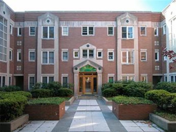 26 Parkman Street, Brookline, Massachusetts, 2 Bedrooms Bedrooms, 5 Rooms Rooms,2 BathroomsBathrooms,Residential Lease,For Rent,Parkman Street,73521598