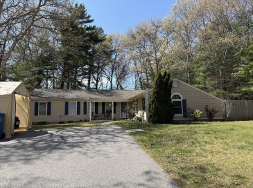 101 Brigantine Dr, Falmouth, Massachusetts, 3 Bedrooms Bedrooms, 5 Rooms Rooms,2 BathroomsBathrooms,Residential,For Sale,Brigantine Dr,73521634