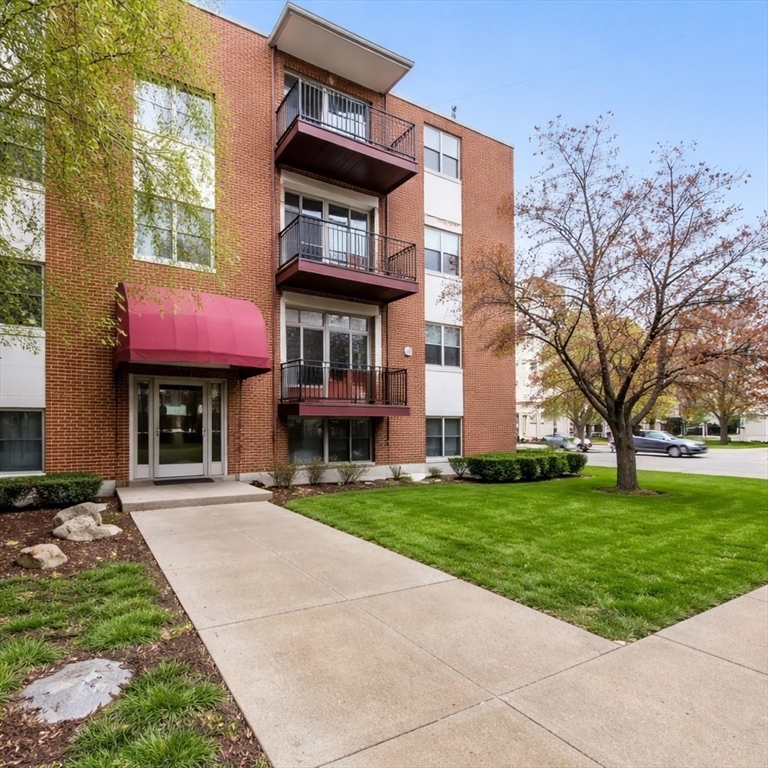 800 Hyde Park Ave, Boston, Massachusetts, 1 Bedroom Bedrooms, 3 Rooms Rooms,1 BathroomBathrooms,Residential,For Sale,Hyde Park Ave,73521522