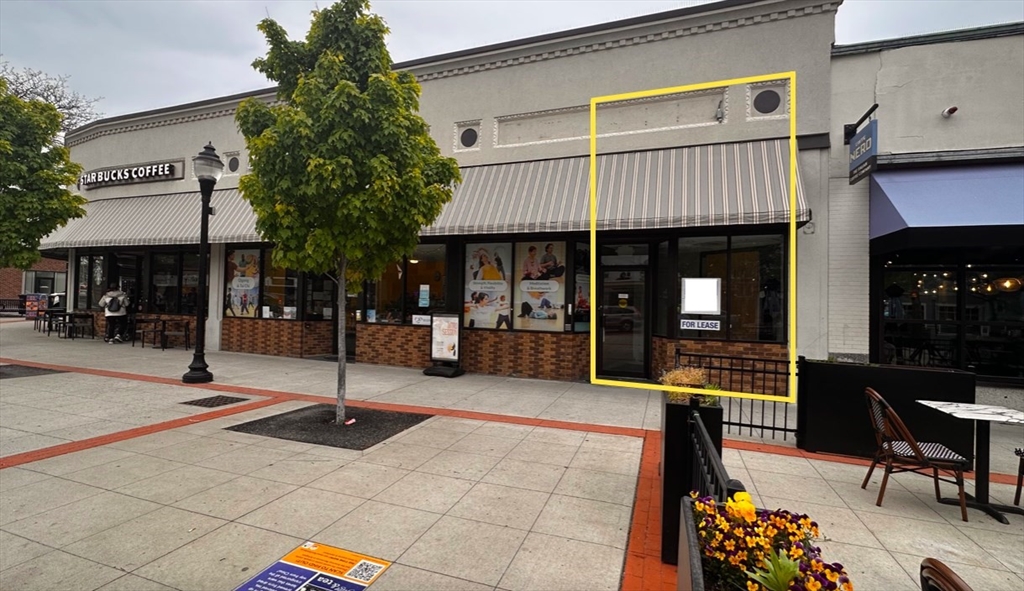 325 Broadway, Arlington, Massachusetts, ,Commercial Lease,For Rent,Broadway,73521681