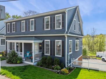 155 Green Street, Marblehead, Massachusetts, 2 Bedrooms Bedrooms, 6 Rooms Rooms,2.5 BathroomsBathrooms,Residential,For Sale,Green Street,73521527