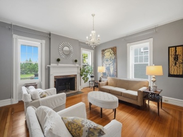 48 Madison Ave, Springfield, Massachusetts, 4 Bedrooms Bedrooms, 9 Rooms Rooms,2 BathroomsBathrooms,Residential,For Sale,Madison Ave,73521546