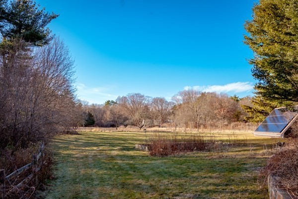 184 LOT 4 Hart St, Beverly, Massachusetts, ,Land,For Sale,Hart St,73521544