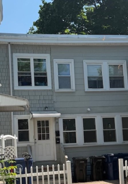 19 Turner, Salem, Massachusetts, 2 Bedrooms Bedrooms, 3 Rooms Rooms,1 BathroomBathrooms,Residential Lease,For Rent,Turner,73521722