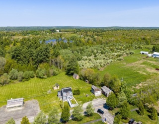 576 Faunce Corner, Dartmouth, Massachusetts, ,Land,For Sale,Faunce Corner,73521710