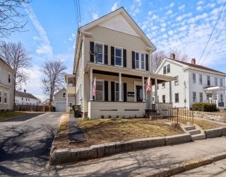 140 School St, Webster, Massachusetts, 6 Bedrooms Bedrooms, 12 Rooms Rooms,2 BathroomsBathrooms,Residential Income,For Sale,School St,73495727