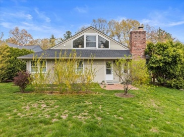 5 Ascot Lane, Uxbridge, Massachusetts, 2 Bedrooms Bedrooms, 5 Rooms Rooms,2 BathroomsBathrooms,Residential,For Sale,Ascot Lane,73511456
