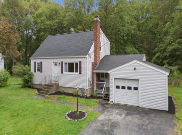 12 Alcine Ln, Burlington, Massachusetts, 4 Bedrooms Bedrooms, 6 Rooms Rooms,1 BathroomBathrooms,Residential,For Sale,Alcine Ln,73502543