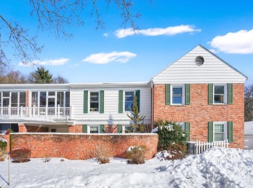40 Halifax Ct, Springfield, Massachusetts, 2 Bedrooms Bedrooms, 5 Rooms Rooms,1.5 BathroomsBathrooms,Residential,For Sale,Halifax Ct,73487329 40 Halifax Ct, Springfield, Massachusetts, 2 Bedrooms Bedrooms, 5 Rooms Rooms,1.5 BathroomsBathrooms,Residential,For Sale,Halifax Ct,73487329