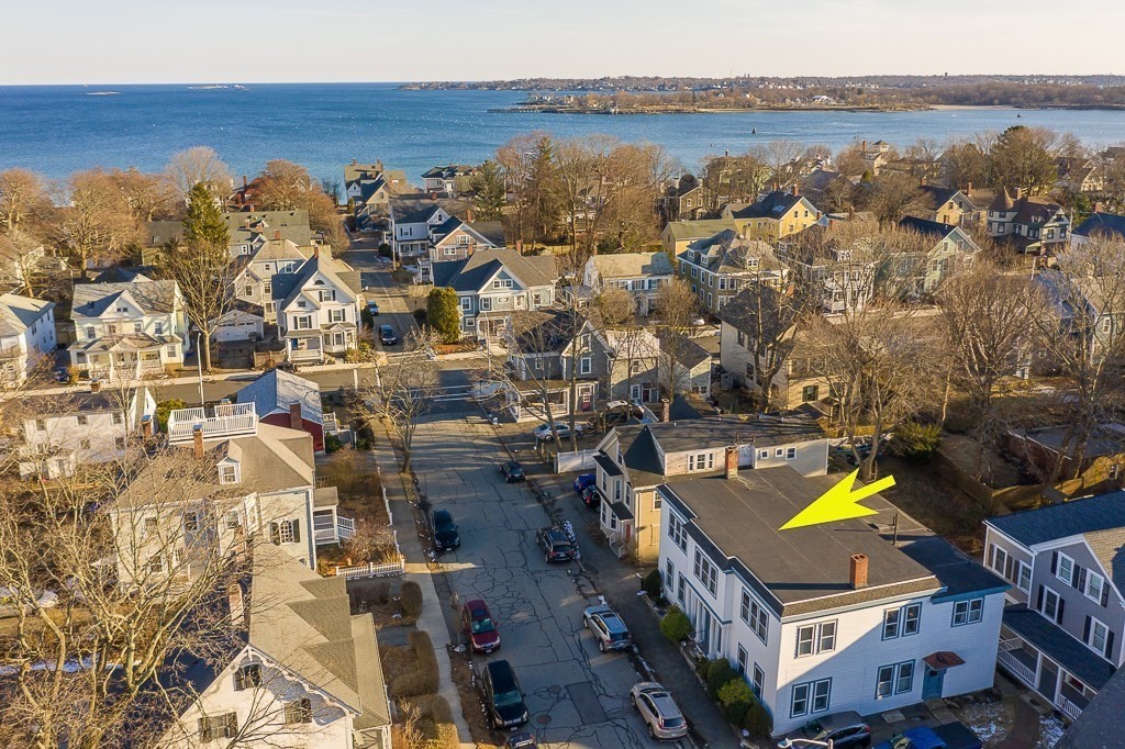 21 Thorndike, Beverly, Massachusetts, 1 Bedroom Bedrooms, 4 Rooms Rooms,1 BathroomBathrooms,Residential,For Sale,Thorndike,73500371