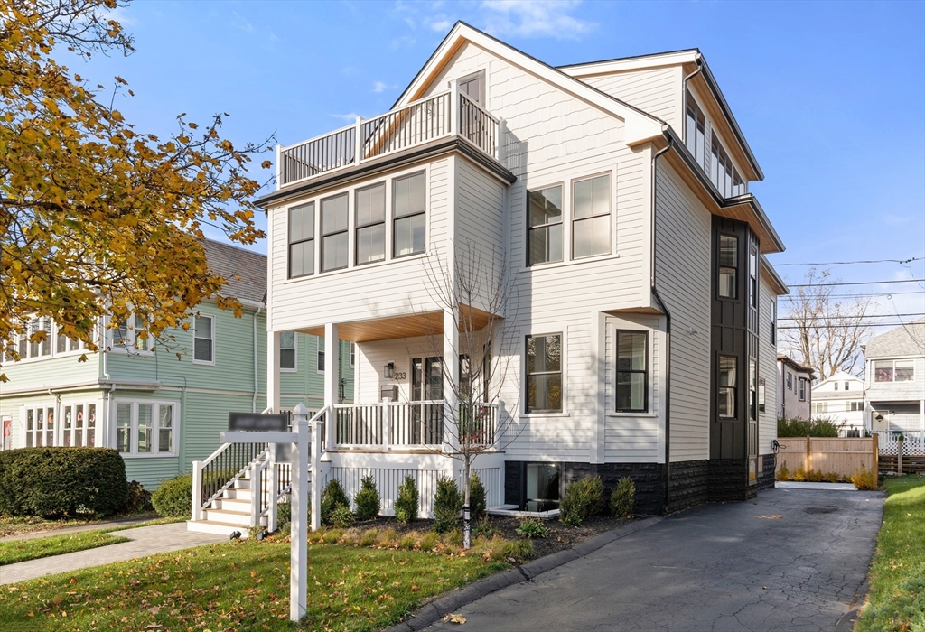 233 Powder House Boulevard, Somerville, Massachusetts, 4 Bedrooms Bedrooms, 13 Rooms Rooms,4.5 BathroomsBathrooms,Residential,For Sale,Powder House Boulevard,73454503