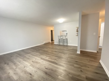 11 Weld St., Framingham, Massachusetts, 2 Bedrooms Bedrooms, 5 Rooms Rooms,1 BathroomBathrooms,Residential,For Sale,Weld St.,73490015 11 Weld St., Framingham, Massachusetts, 2 Bedrooms Bedrooms, 5 Rooms Rooms,1 BathroomBathrooms,Residential,For Sale,Weld St.,73490015