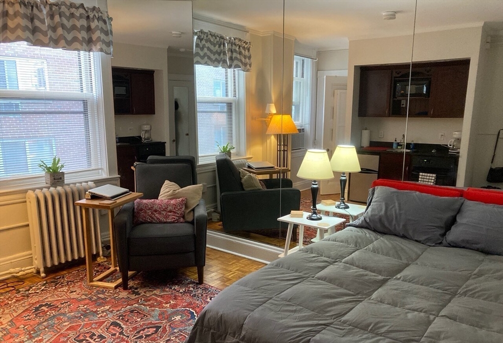 21 Beacon St, Boston, Massachusetts, 2 Rooms Rooms,1 BathroomBathrooms,Residential Lease,For Rent,Beacon St,73521932