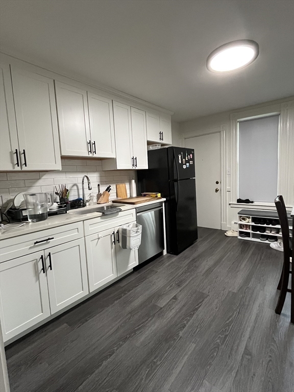 38 Grove St, Belmont, Massachusetts, 2 Bedrooms Bedrooms, 5 Rooms Rooms,1 BathroomBathrooms,Residential Lease,For Rent,Grove St,73521988