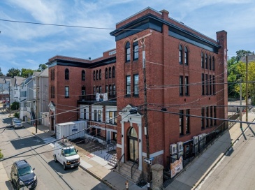 403 Division Street, Fall River, Massachusetts, 1 Bedroom Bedrooms, 2 Rooms Rooms,1 BathroomBathrooms,Residential,For Sale,Division Street,73521862 403 Division Street, Fall River, Massachusetts, 1 Bedroom Bedrooms, 2 Rooms Rooms,1 BathroomBathrooms,Residential,For Sale,Division Street,73521862