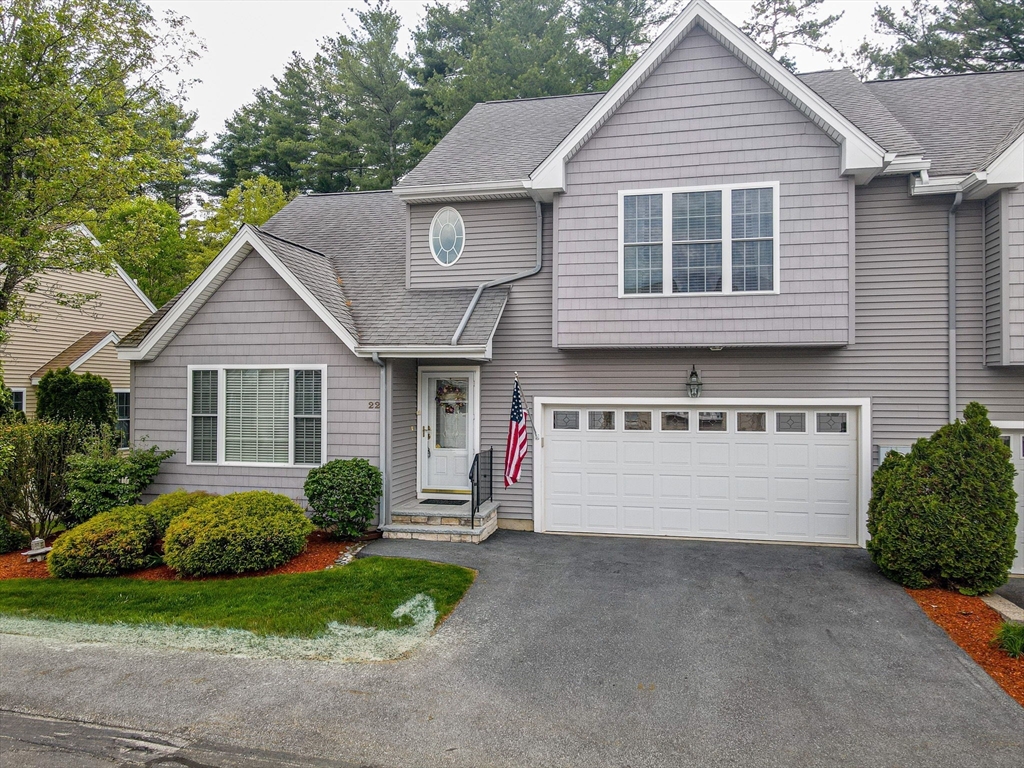 22 Town Village Dr, Salem, New Hampshire, 2 Bedrooms Bedrooms, 5 Rooms Rooms,2.5 BathroomsBathrooms,Residential,For Sale,Town Village Dr,73521975