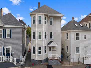55 Salisbury St, New Bedford, Massachusetts, 9 Bedrooms Bedrooms, 18 Rooms Rooms,3 BathroomsBathrooms,Residential Income,For Sale,Salisbury St,73522043