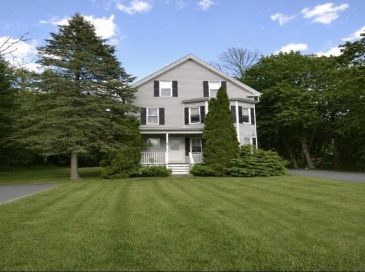 87 Lakeside Ave, Lakeville, Massachusetts, 6 Bedrooms Bedrooms, 15 Rooms Rooms,3 BathroomsBathrooms,Residential Income,For Sale,Lakeside Ave,73521958