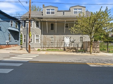 513 Charles St, Providence, Rhode Island, 10 Bedrooms Bedrooms, 24 Rooms Rooms,6 BathroomsBathrooms,Residential Income,For Sale,Charles St,73521978