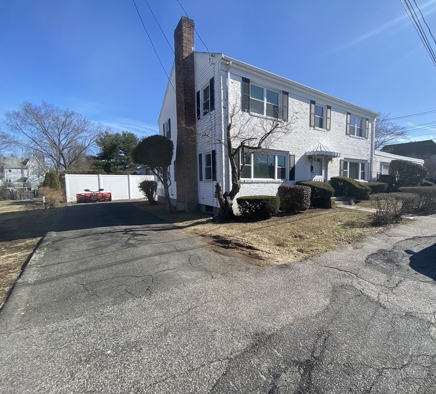 137 Main Street, Waltham, Massachusetts, 5 Bedrooms Bedrooms, 10 Rooms Rooms,3 BathroomsBathrooms,Residential Lease,For Rent,Main Street,73521894