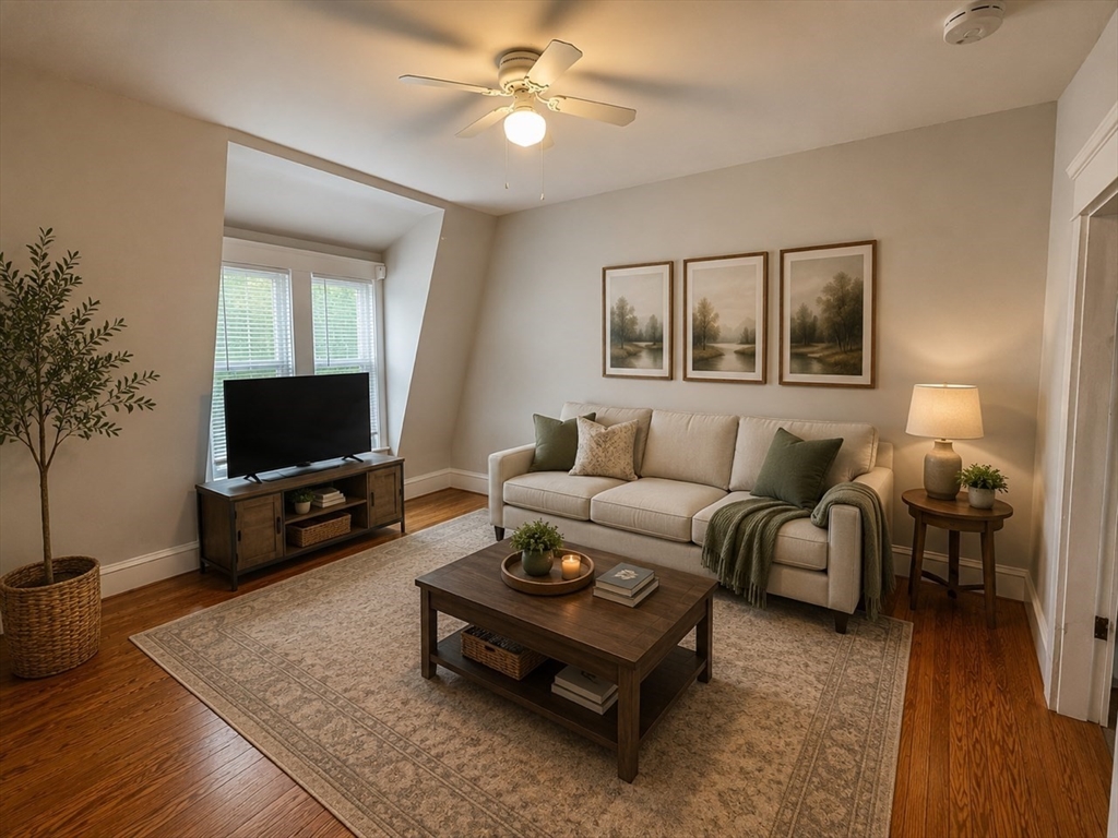 430 North St, Somerset, Massachusetts, 2 Bedrooms Bedrooms, 4 Rooms Rooms,1 BathroomBathrooms,Residential Lease,For Rent,North St,73521910