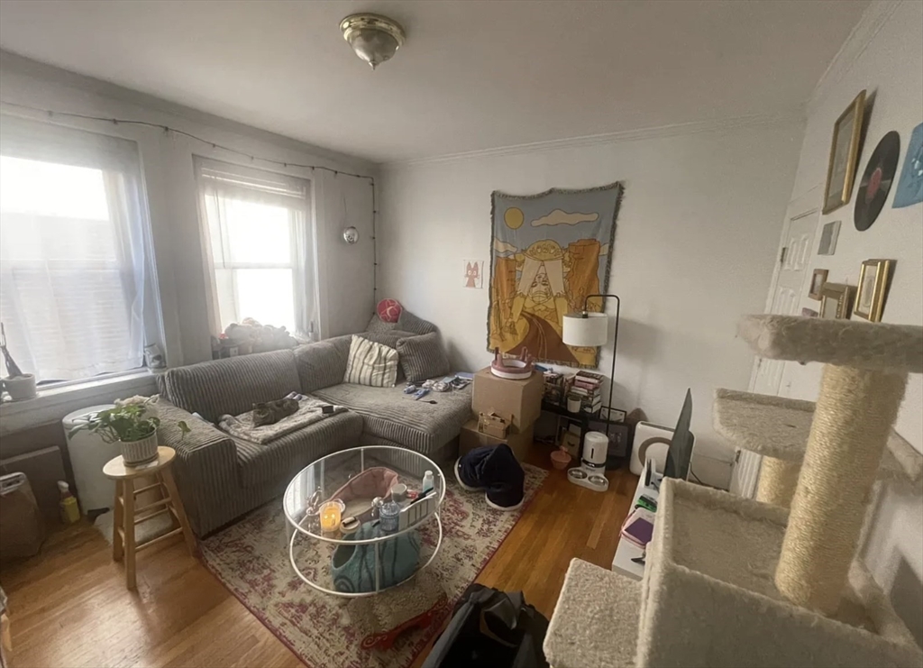 10 Fairfield St., Boston, Massachusetts, 1 Bedroom Bedrooms, 2 Rooms Rooms,1 BathroomBathrooms,Residential Lease,For Rent,Fairfield St.,73522004