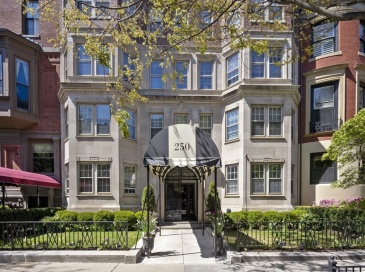 250 Beacon St, Boston, Massachusetts, 3 Bedrooms Bedrooms, 7 Rooms Rooms,3 BathroomsBathrooms,Residential,For Sale,Beacon St,73522188