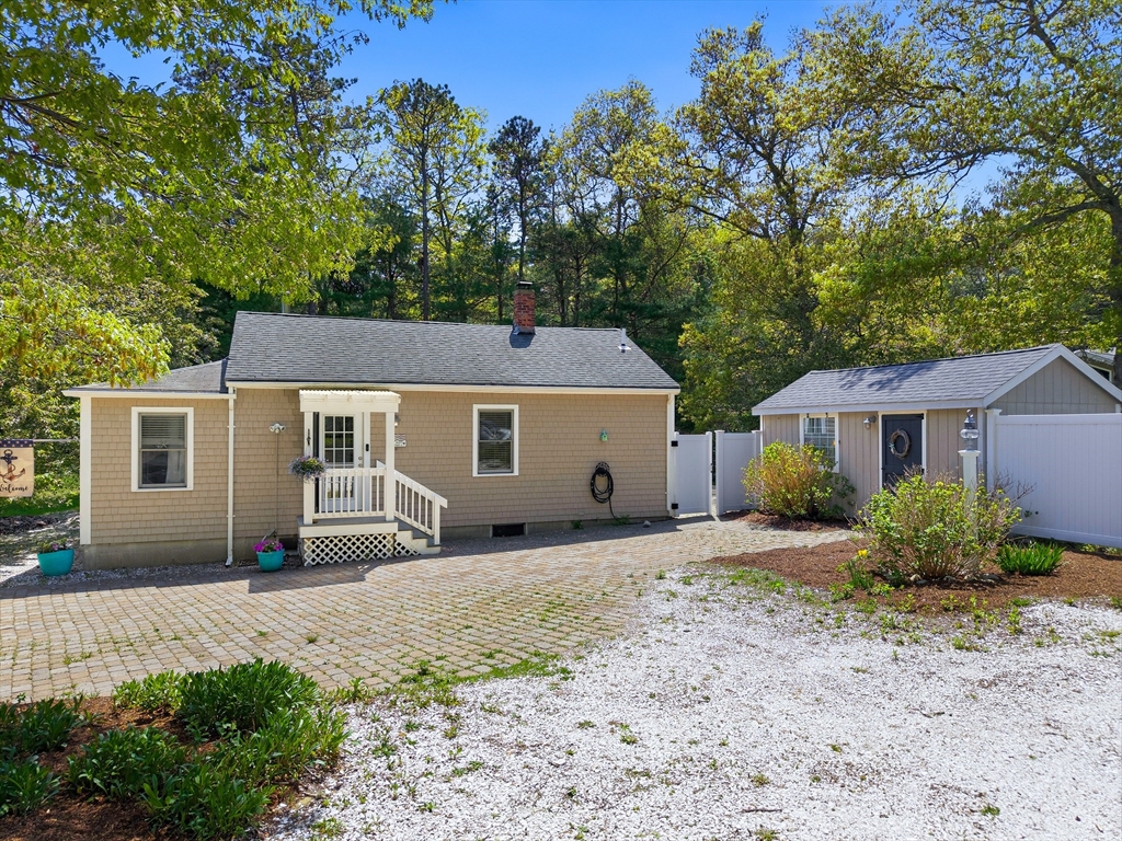 83 Valley Road, Plymouth, Massachusetts, 2 Bedrooms Bedrooms, 5 Rooms Rooms,1.5 BathroomsBathrooms,Residential,For Sale,Valley Road,73522190