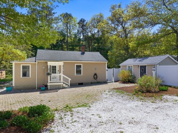 83 Valley Road, Plymouth, Massachusetts, 2 Bedrooms Bedrooms, 5 Rooms Rooms,1.5 BathroomsBathrooms,Residential,For Sale,Valley Road,73522190