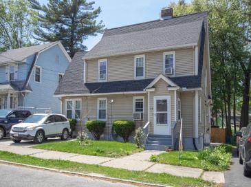 34 Preston St, Springfield, Massachusetts, 3 Bedrooms Bedrooms, 7 Rooms Rooms,2.5 BathroomsBathrooms,Residential,For Sale,Preston St,73522203