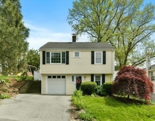 59 Park St, Melrose, Massachusetts, 3 Bedrooms Bedrooms, 6 Rooms Rooms,2 BathroomsBathrooms,Residential Lease,For Rent,Park St,73522215