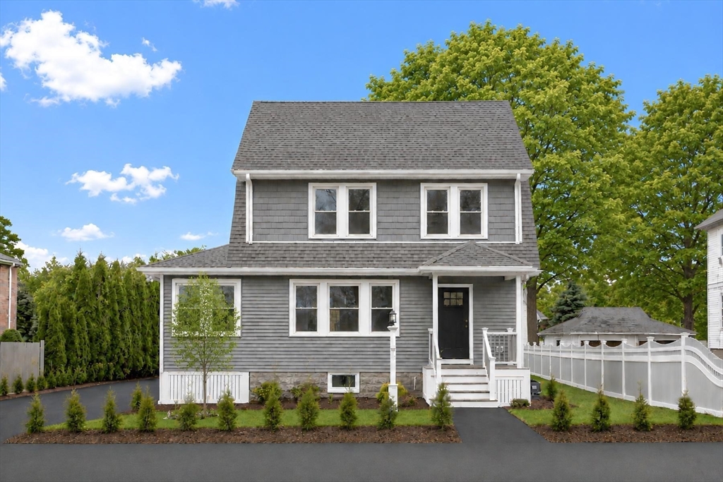 329 Warren, Waltham, Massachusetts, 3 Bedrooms Bedrooms, 8 Rooms Rooms,4.5 BathroomsBathrooms,Residential,For Sale,Warren,73522096