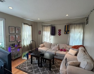 84 May St, Worcester, Massachusetts, 3 Bedrooms Bedrooms, 5 Rooms Rooms,1 BathroomBathrooms,Residential Lease,For Rent,May St,73522167