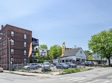 395 Maple St, Holyoke, Massachusetts, ,Commercial Sale,For Sale,Maple St,73522062