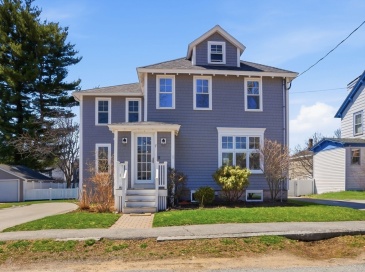 7 Sanborn Ter, Amesbury, Massachusetts, 4 Bedrooms Bedrooms, 7 Rooms Rooms,4.5 BathroomsBathrooms,Residential,For Sale,Sanborn Ter,73500978