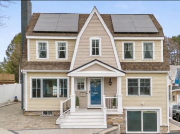 6 Desmond Terrace, Salem, Massachusetts, 4 Bedrooms Bedrooms, 9 Rooms Rooms,3 BathroomsBathrooms,Residential,For Sale,Desmond Terrace,73502332