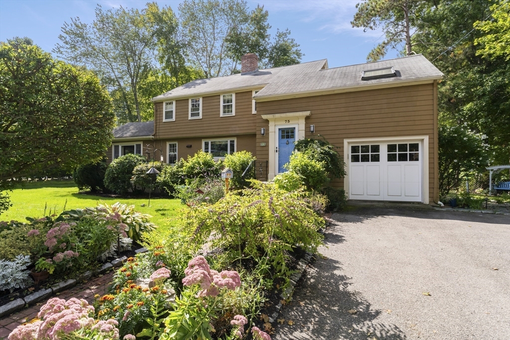 73 Hartman Road, Newton, Massachusetts, 4 Bedrooms Bedrooms, 9 Rooms Rooms,3.5 BathroomsBathrooms,Residential,For Sale,Hartman Road,73479957