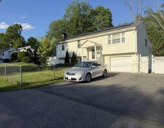 91 Drew Ave, Brockton, Massachusetts, 4 Bedrooms Bedrooms, 7 Rooms Rooms,2 BathroomsBathrooms,Residential,For Sale,Drew Ave,73522310
