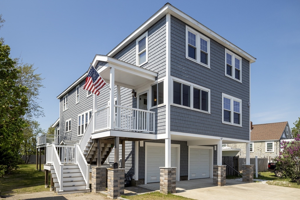 67 Newport Rd, Hull, Massachusetts, 6 Bedrooms Bedrooms, 8 Rooms Rooms,3 BathroomsBathrooms,Residential,For Sale,Newport Rd,73522307