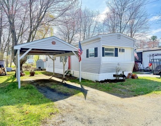 868 Southampton Rd, Westfield, Massachusetts, 2 Bedrooms Bedrooms, 4 Rooms Rooms,1 BathroomBathrooms,Residential,For Sale,Southampton Rd,73522389